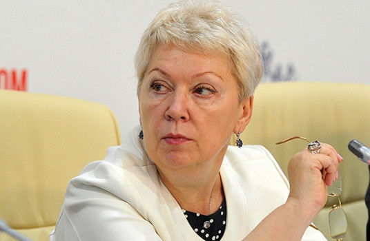 Перегрузки в школах быть не должно – Васильева - «Образование»