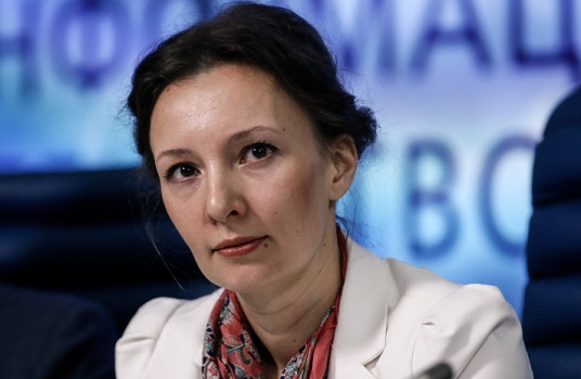 Анна Кузнецова рекомендовала властям Приморья увеличить финансирование содержания детей-сирот - «Образование»