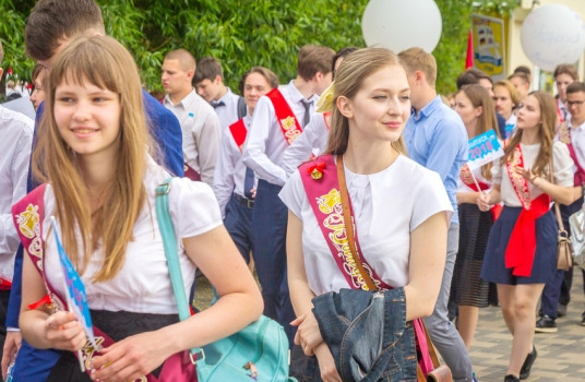 Всероссийским праздником завершится онлайн-проект Минпросвещения России «Выпуск’22 Марафон побед» - «Образование»