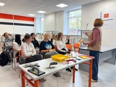 В Вологодской области в 2025 году первые профессии получат не менее 3 000 школьников - «Образование»